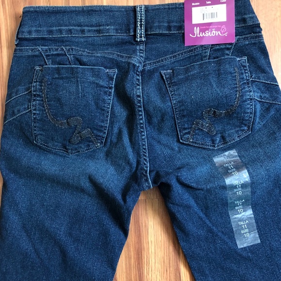 Ilusión Butt Lift Jeans - Picture 6 of 6